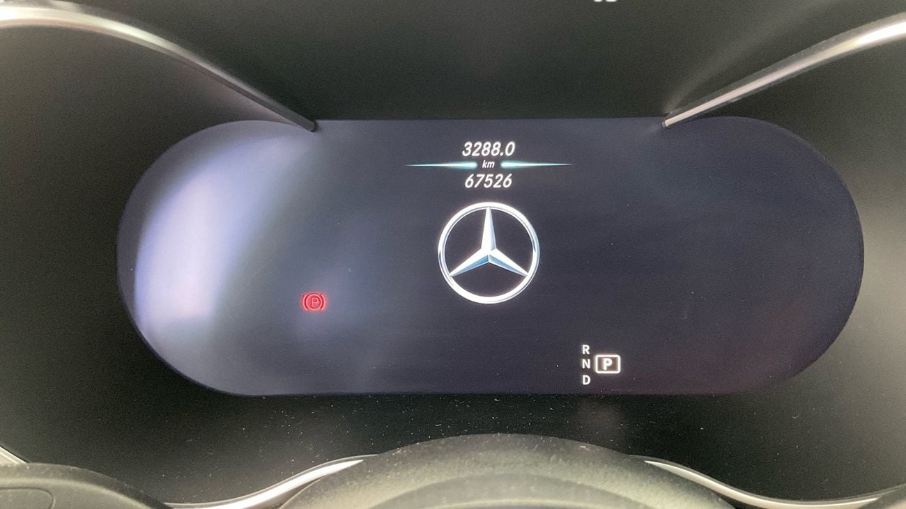 Mercedes Benz C200 PREMIUM | Guaranteed Warranty | 0 Down Payment