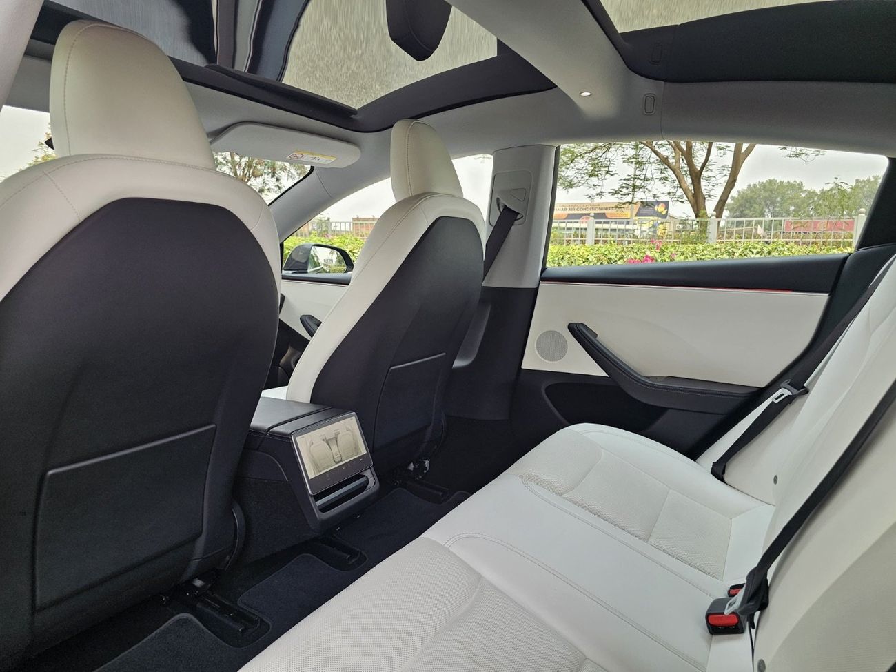 Tesla Model 3 Long Range (AWD)