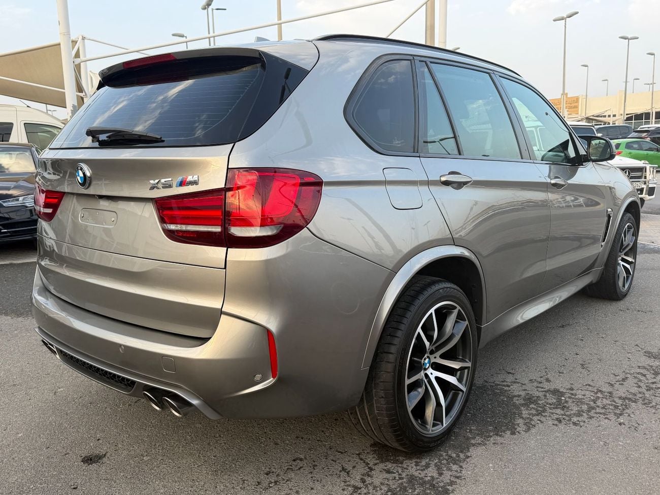 BMW X5 50i Luxury M Sport 4.4L