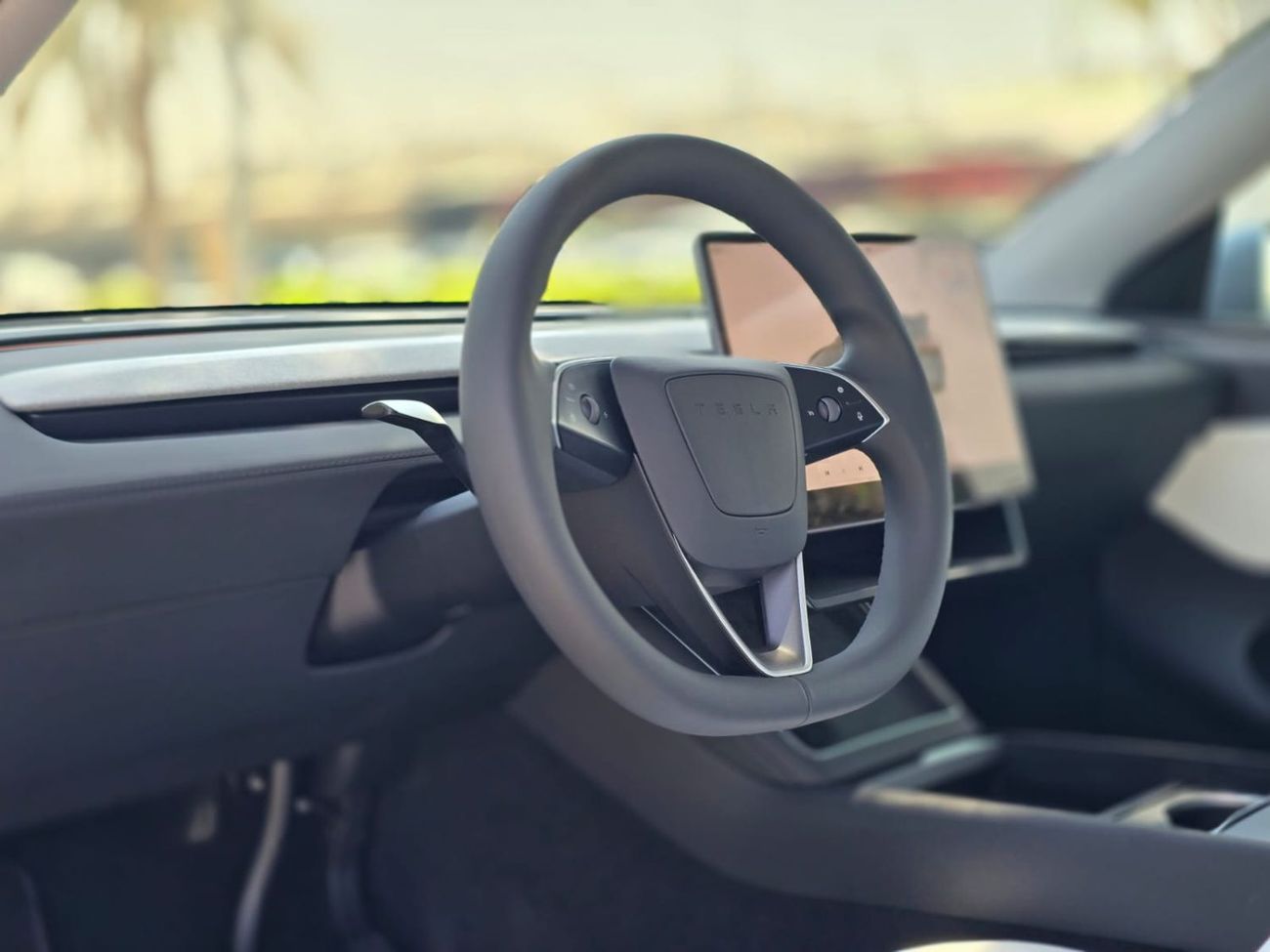 Tesla Model Y LONG RANGE AWD 2025 GCC LOW MILEAGE WITH 8 YEARS TESLA DUBAI AGENCY WARRANTY IN MINT CONDITION