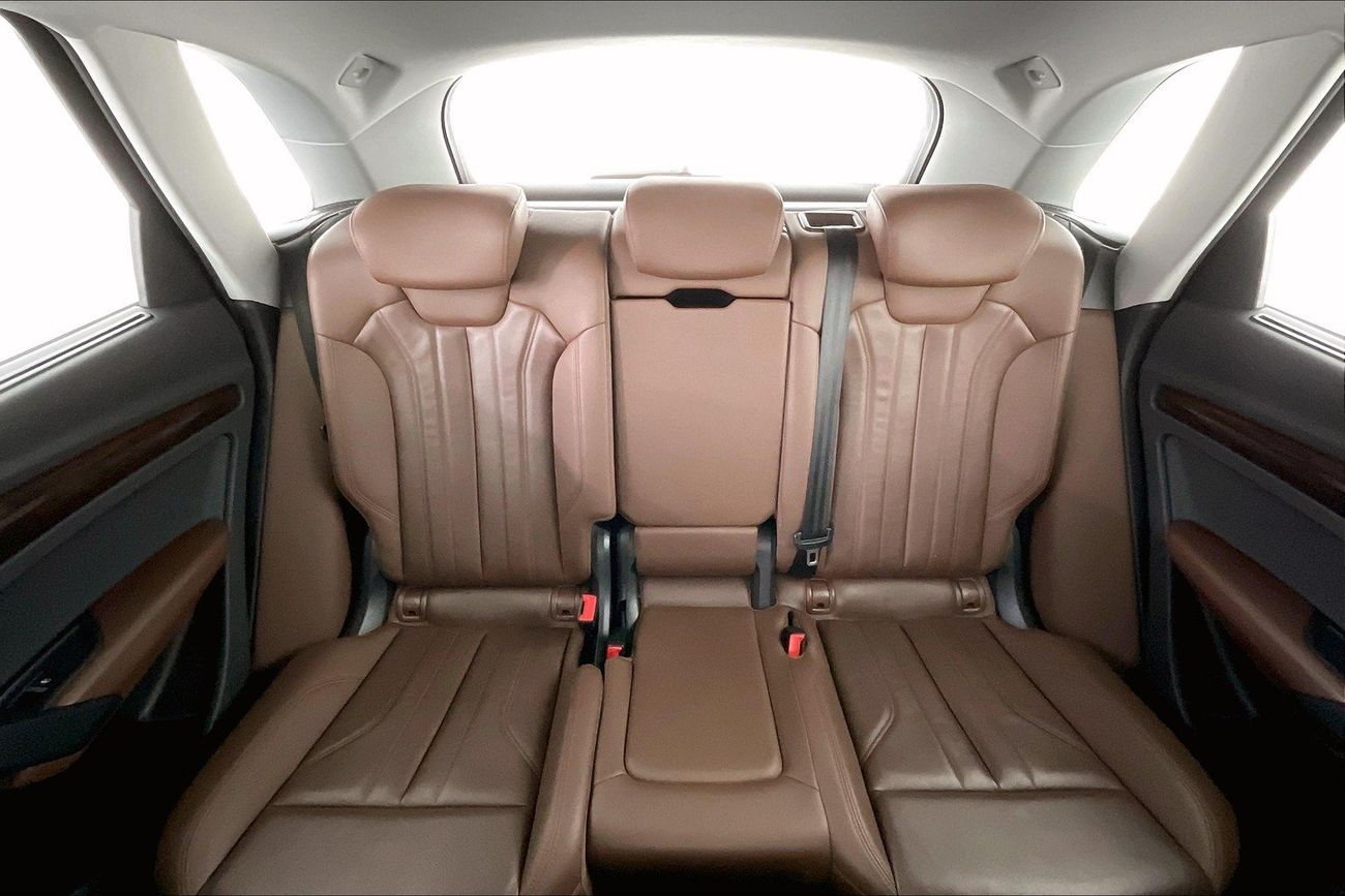 أودي Q5 45 TFSI quattro Basic | National Day Celebration | شامل الضمان | 0 ﺪﻔﻋﺓ ﺃﻮﻟﻯ