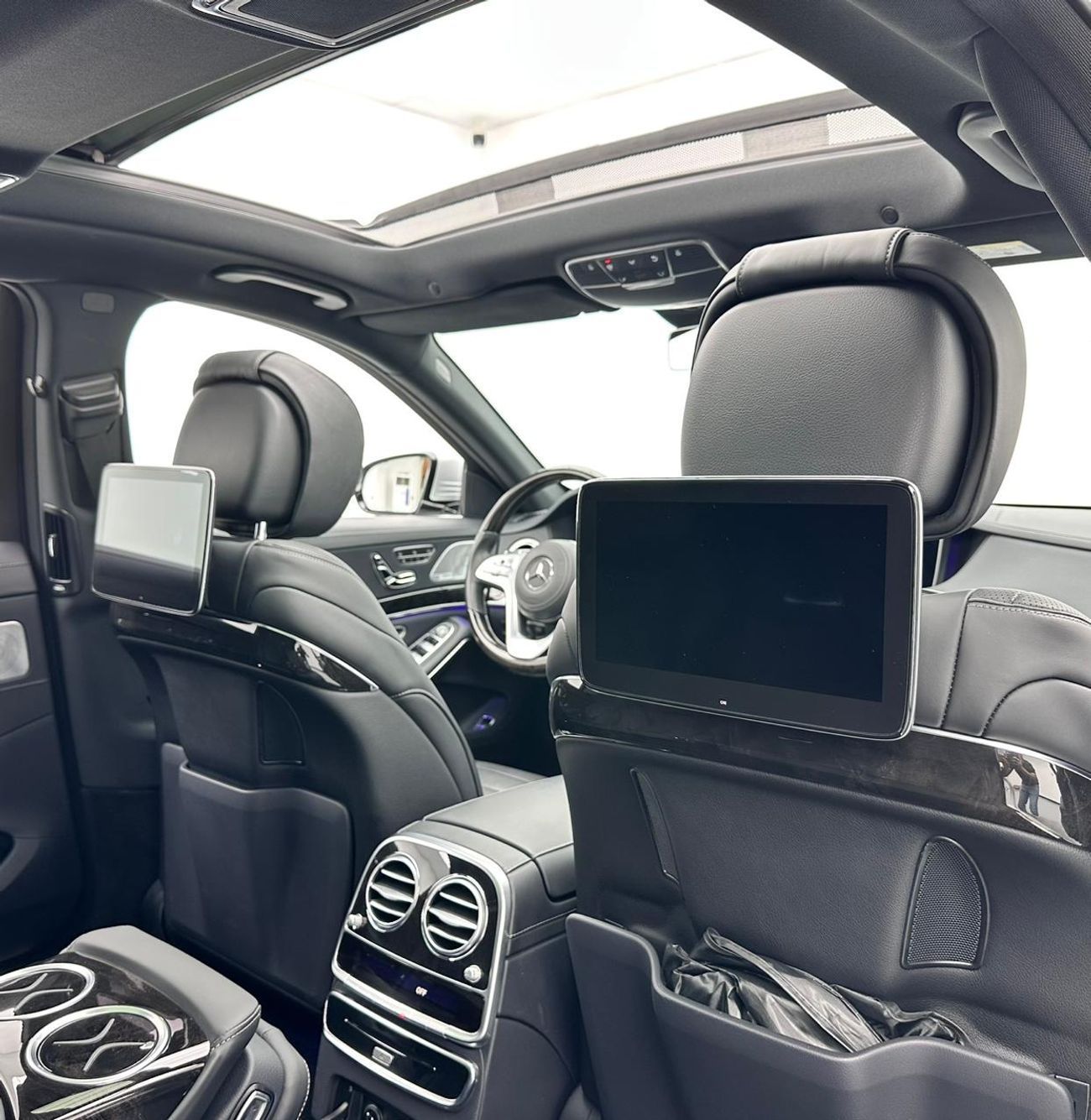 Mercedes-Benz S 560 Std 4.0L (463 HP) 2018 Mercedes-Benz S560 4MATIC, 1 Year Unlimited KM Warranty, Full Service History