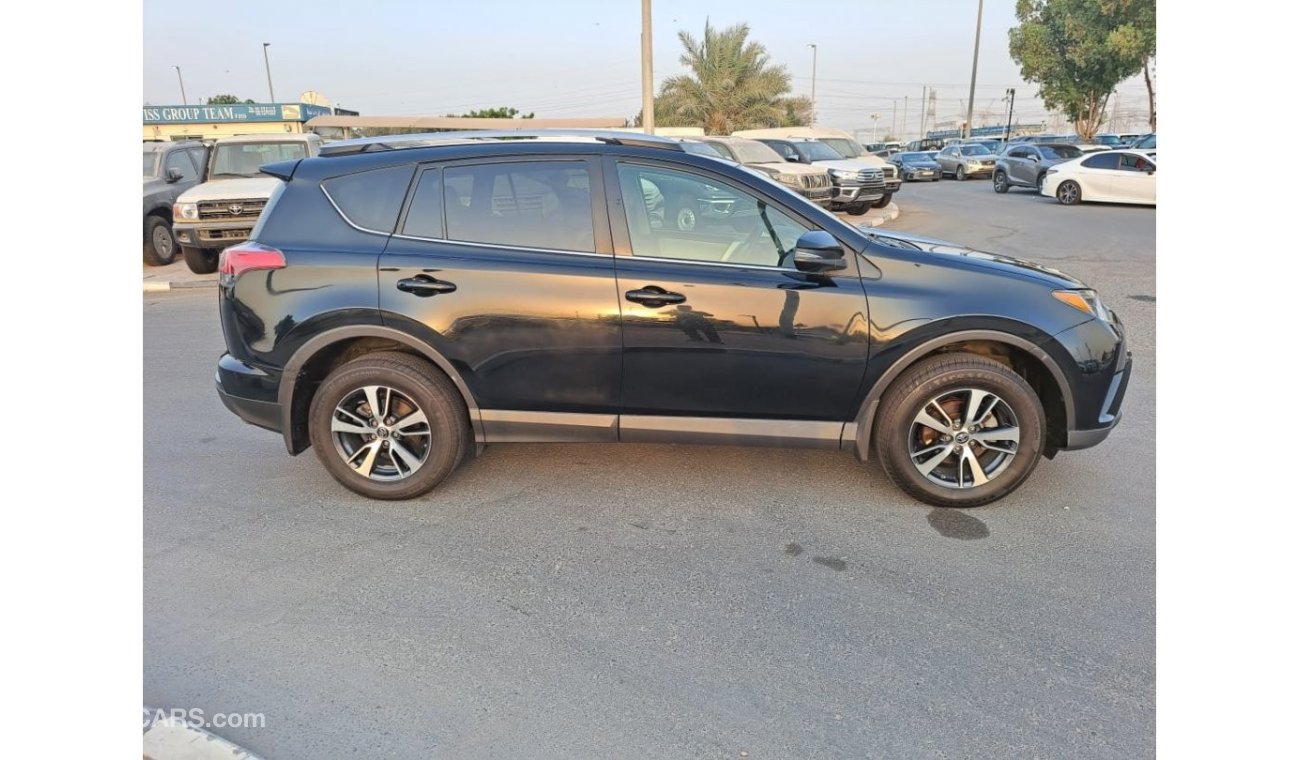 تويوتا راف ٤ TOYOTA RAV4 FULL OPTION