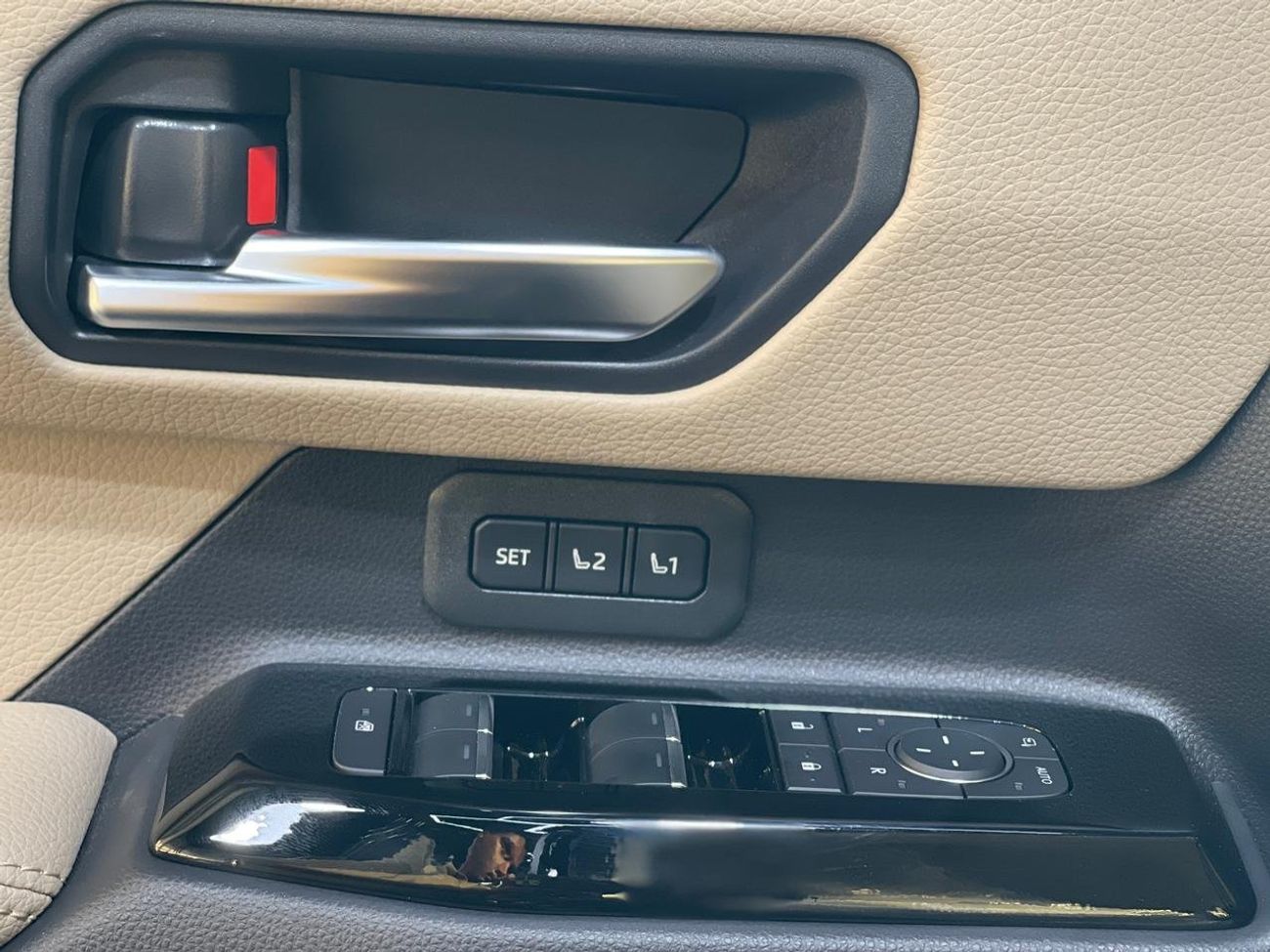 Toyota Prado PRADO LUXURY 2.4L