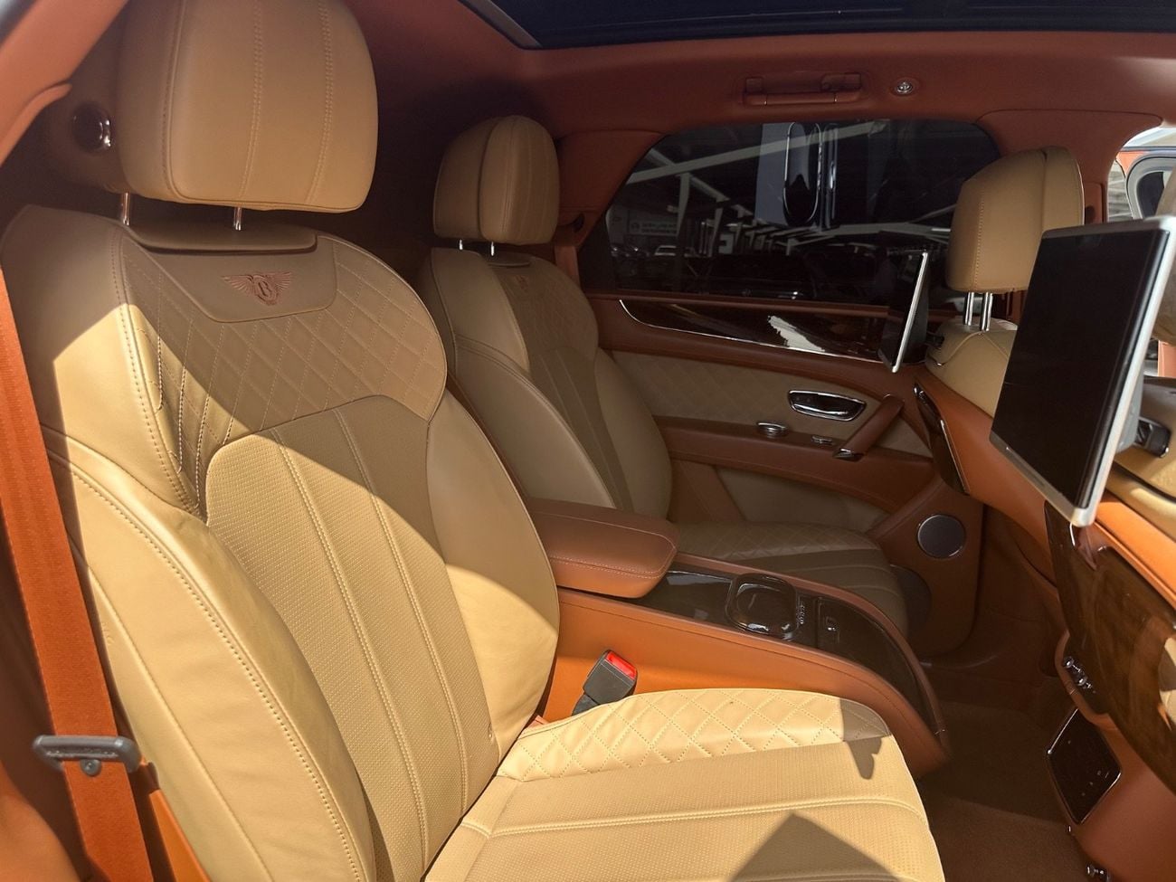 بنتلي بينتايجا W12 Mulliner