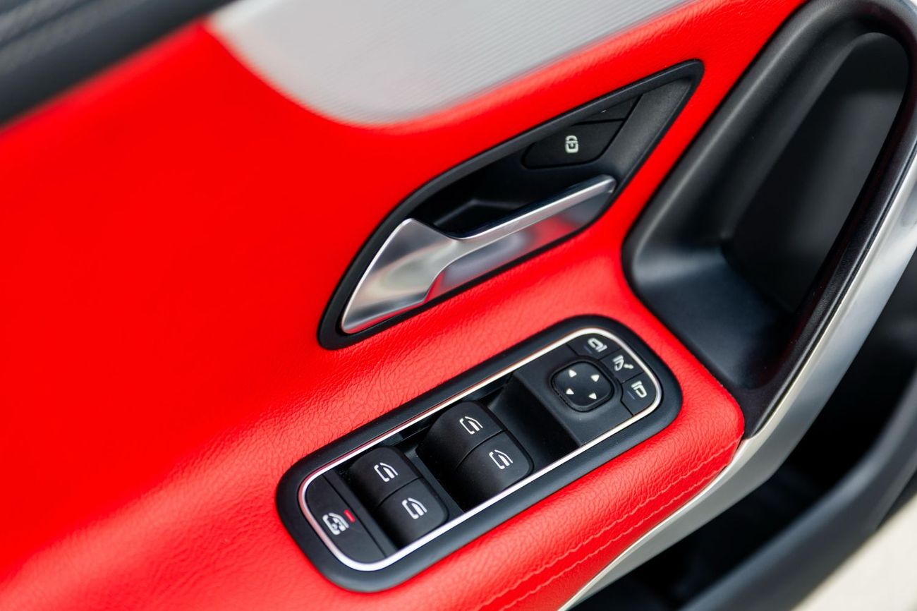 مرسيدس بنز A 220 3years warranty  2years service