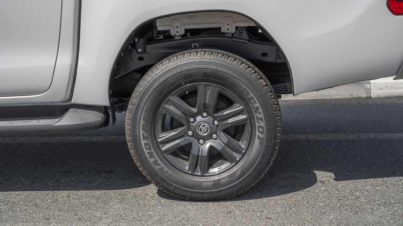 Toyota Hilux ECTAV0094 - 2026 Toyota Hilux Double Cab - High Options with Key Start - 2.4 Diesel Manual -- White