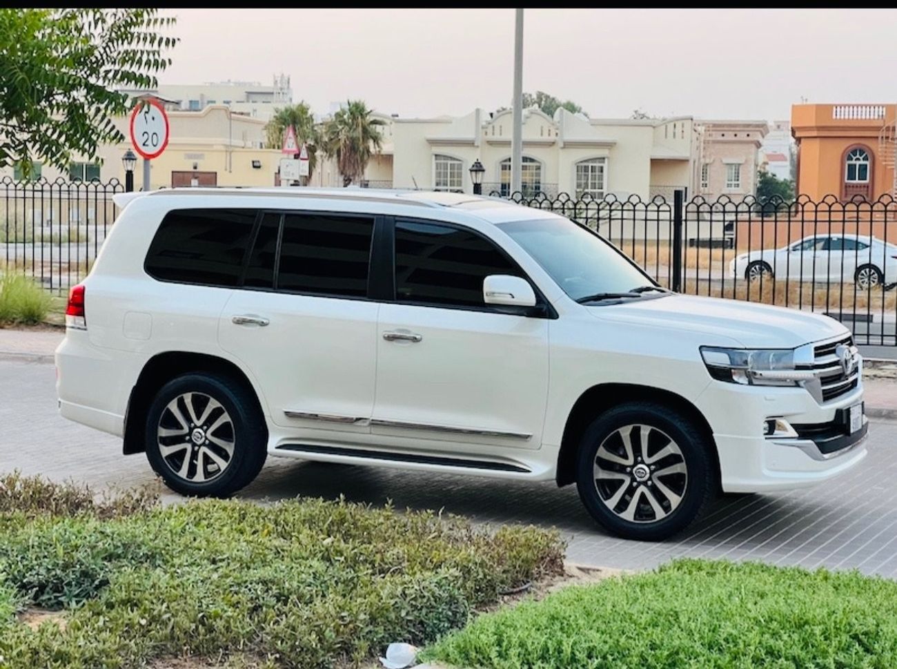Toyota Land Cruiser Toyota landcuriser GXR V6 2018  Full Option