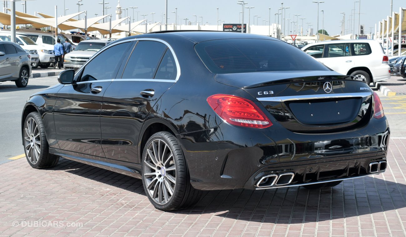 مرسيدس بنز C200 With C63 AMG Kit  Imported Japann