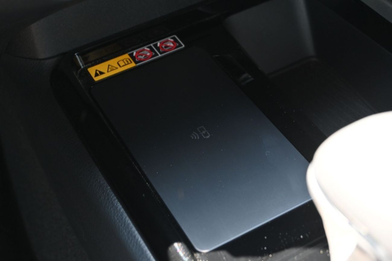 Toyota Camry Toyota Camry LE 2.5L Hybrid, Model 2025, Color Black