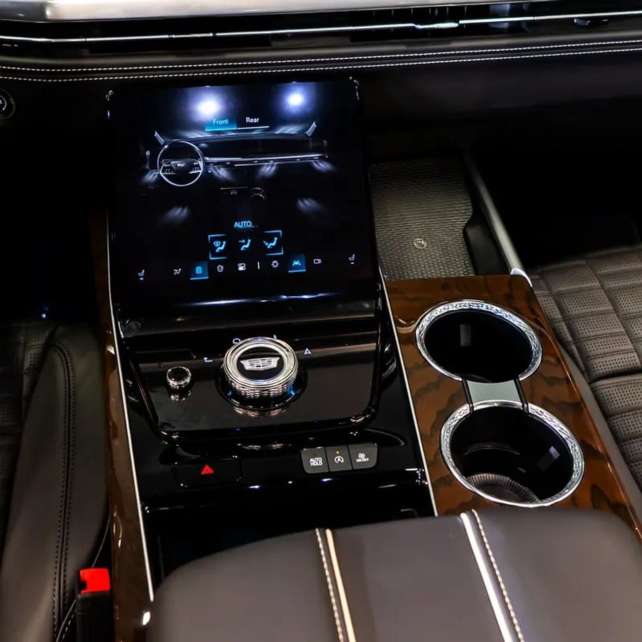 Cadillac Escalade Premium Luxury Platinum 6.2L 4WD 10,349 pm • 0% Downpayment • Premium Luxury Platinum • 1 Year Warra