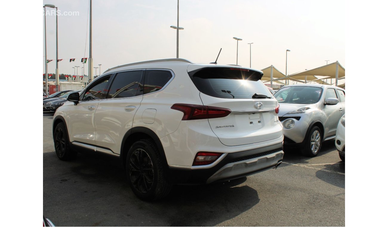 Hyundai Santa Fe GLS FULL OPTION - V6 - GCC- ORIGINAL PAINT - 2 KEYS - CAR IS IN PERFECT CONDITON INSIDE OUT