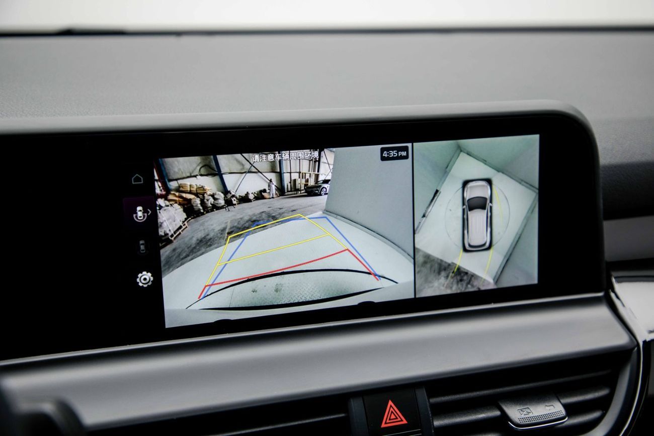 كيا سيلتوس Premium 1.5L - White & Black Inside Black | Export Only