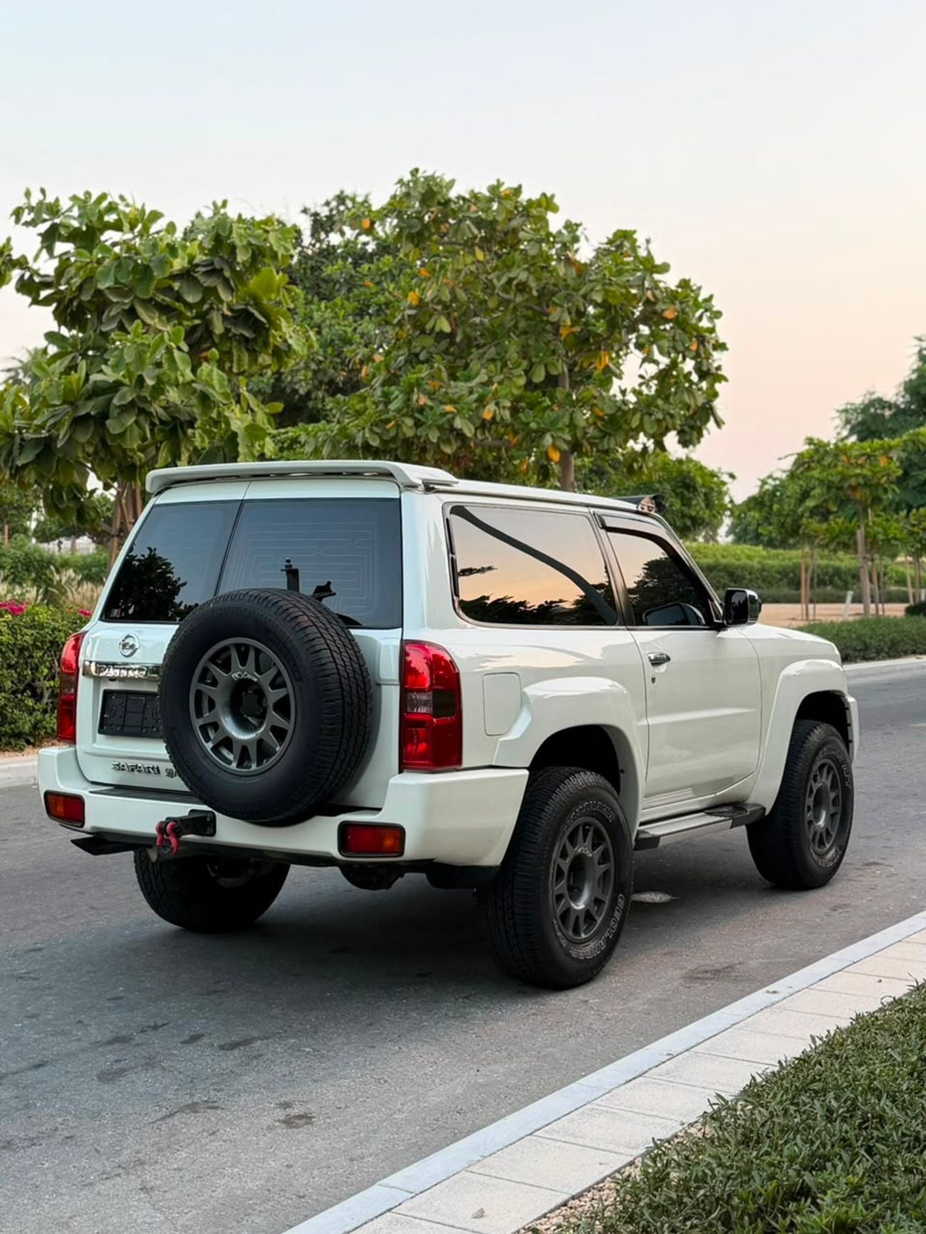 Nissan Patrol HT SAFARI