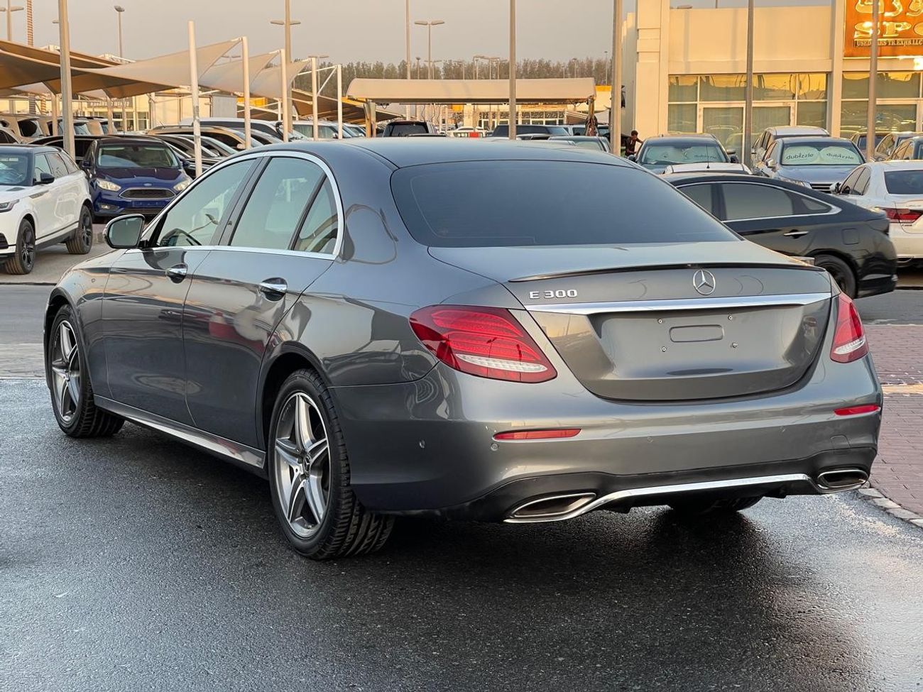 مرسيدس بنز E300 AMG