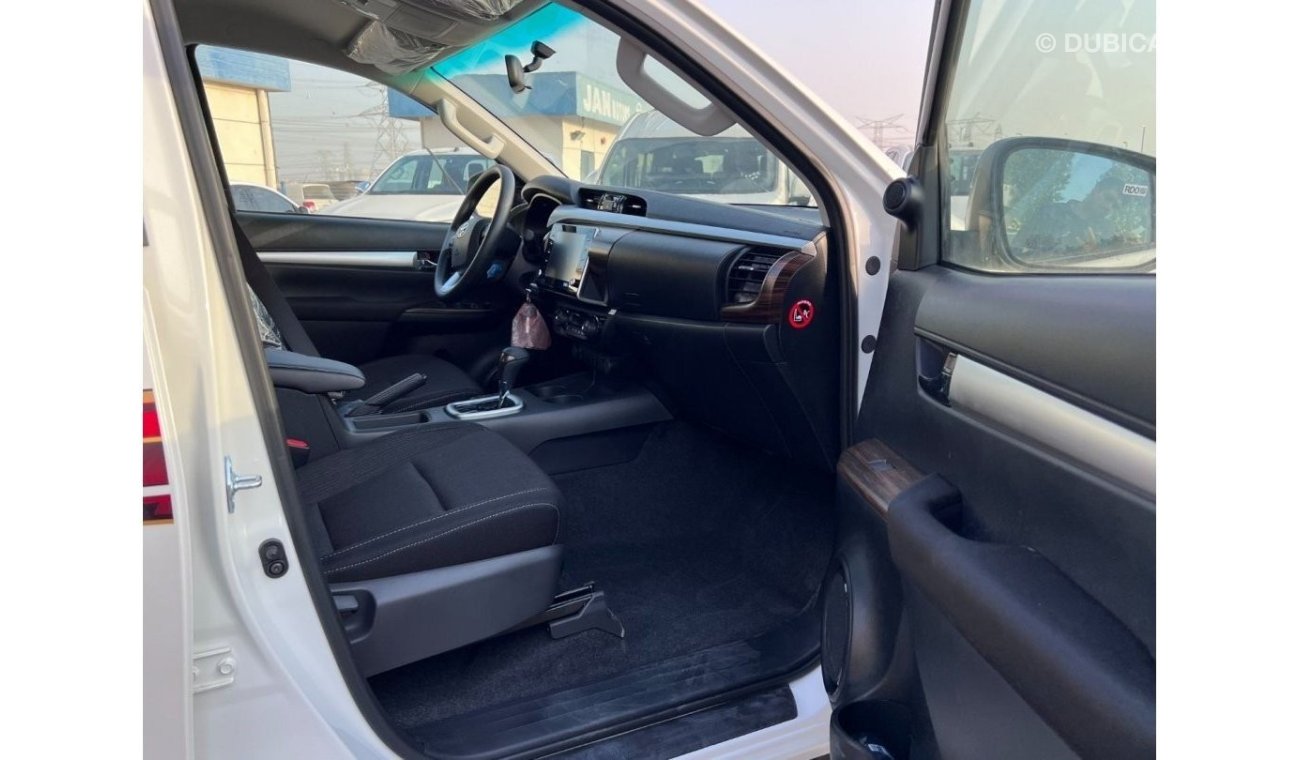 تويوتا هيلوكس TOYOTA HILUX 2.4L A/T WHITE 2022