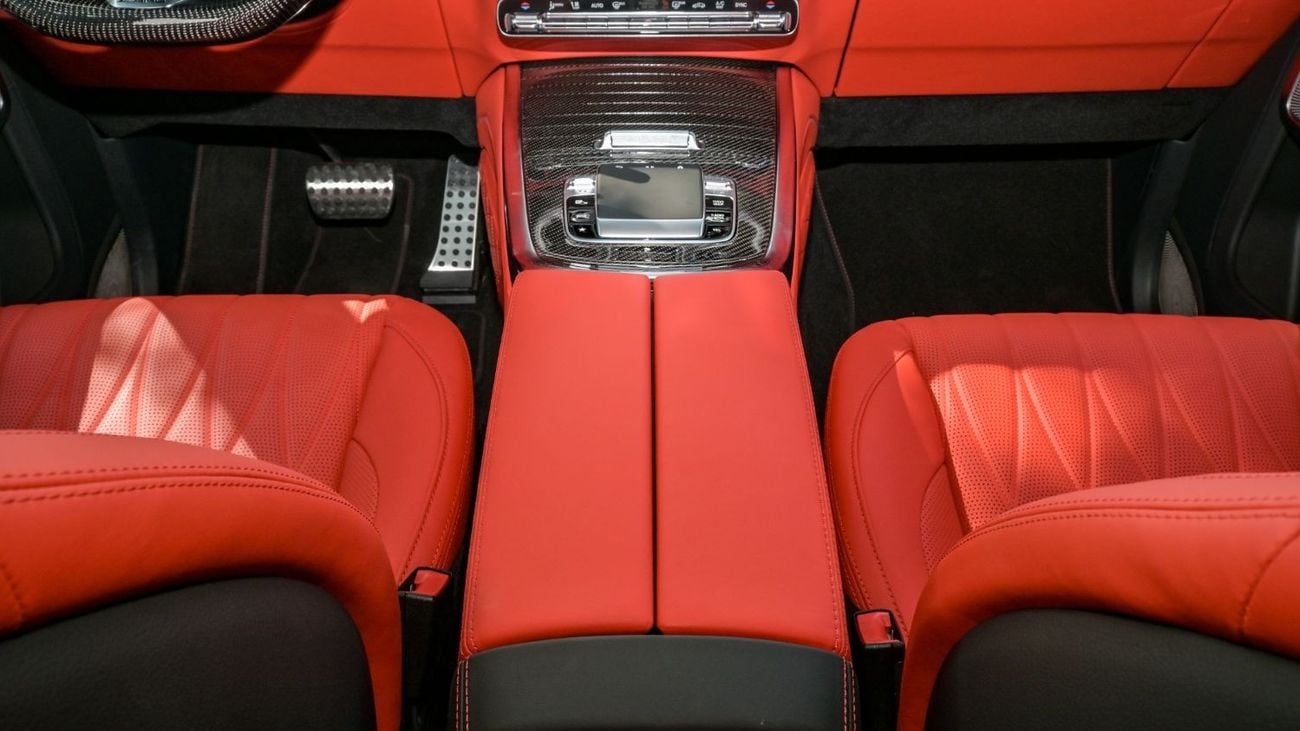 Mercedes-Benz G 63 AMG Mercedes G63 | Double Night Black | Carbon Fiber | Fully Loaded | Rear Entertainment Screens | 2025