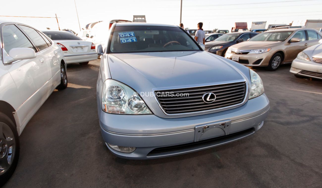 02 Ls430 Used Lexus LS430 2002 for sale in Dubai - 7234