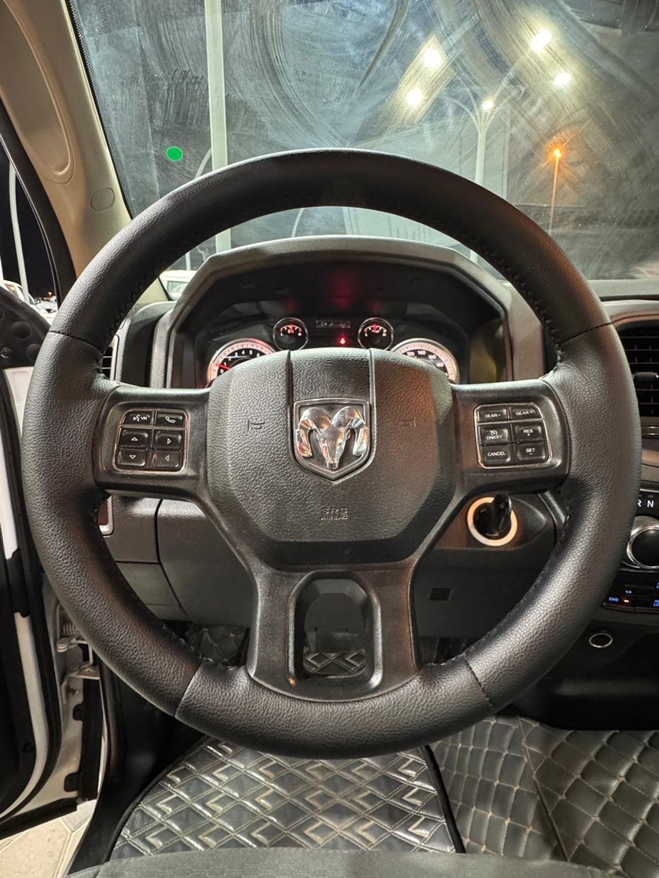 RAM 1500 CLASSIC