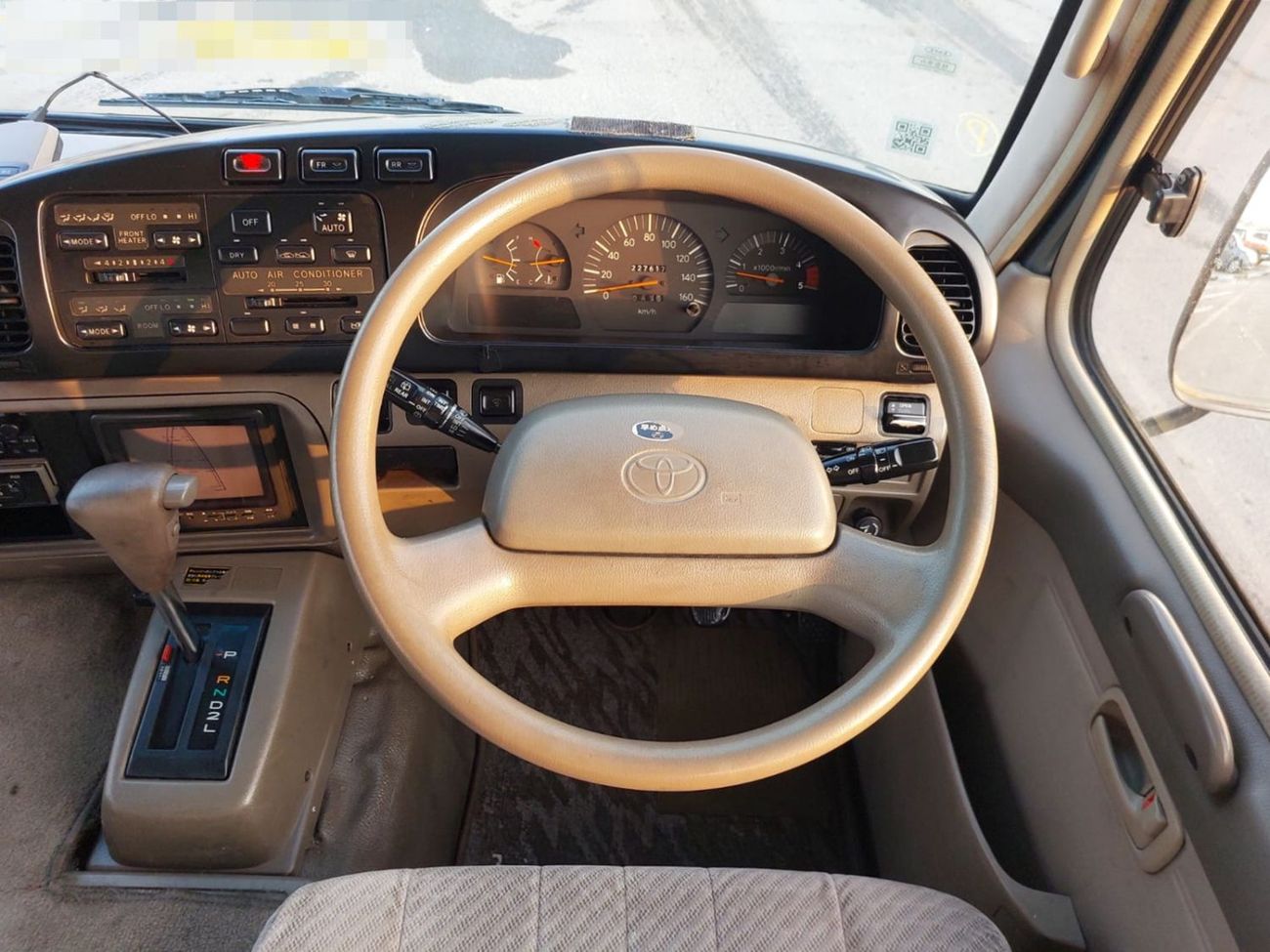 تويوتا كوستر TOYOTA COASTER BUS RHD 1998 MODEL 4.1 L DIESEL AUTOMATIC(PM004956)