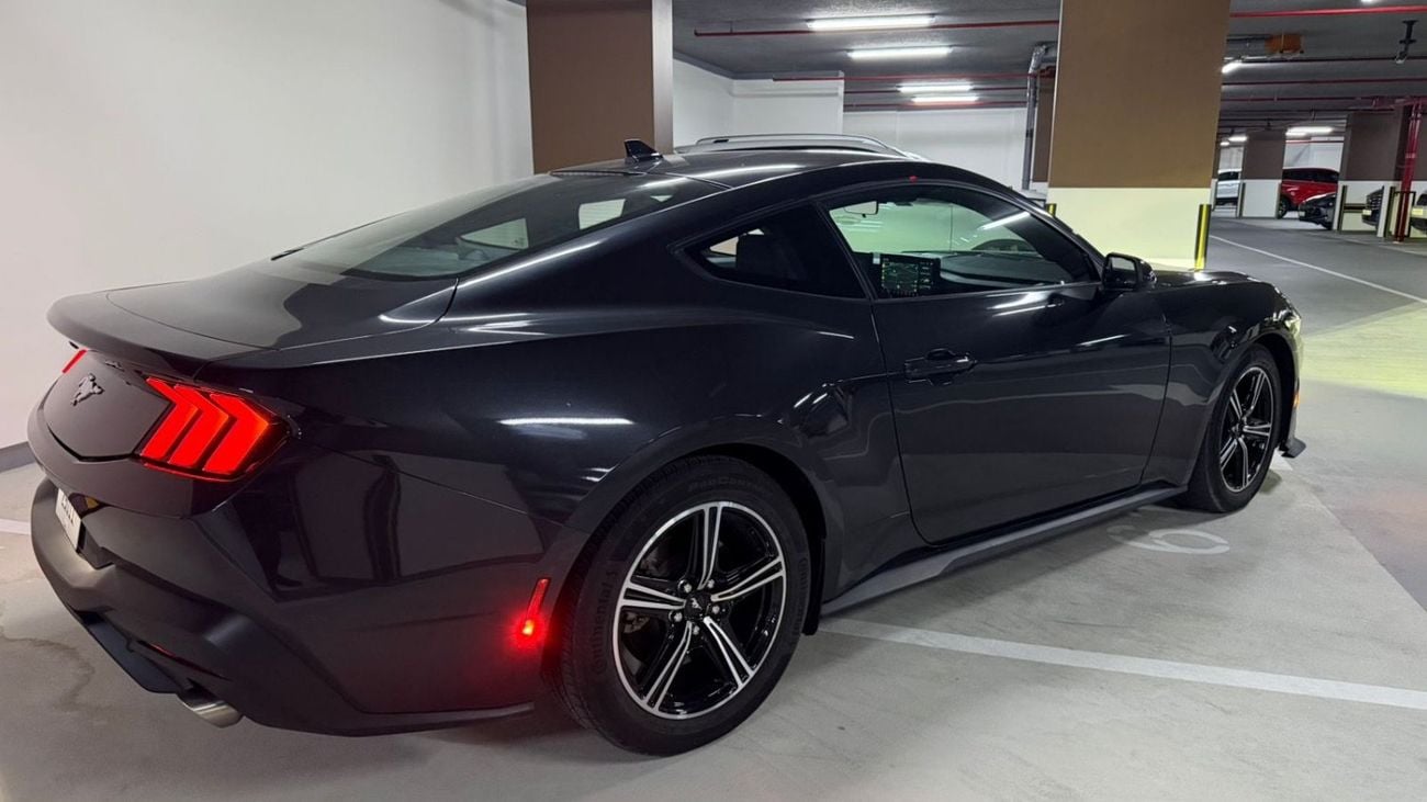 Ford Mustang EcoBoost Premium 2.3L Coupe M/T