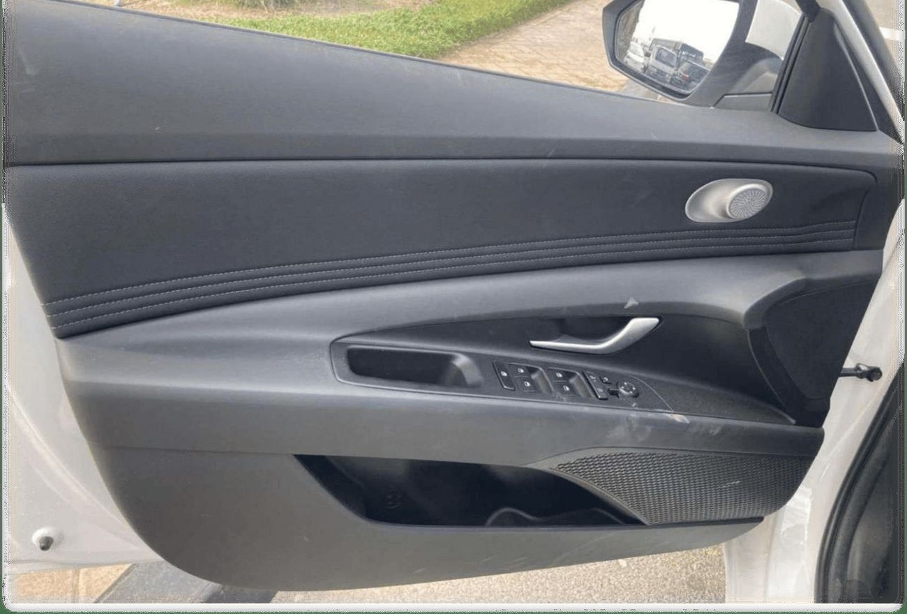 Hyundai Elantra HYUNDA ELENTRA 1.5L MY2025