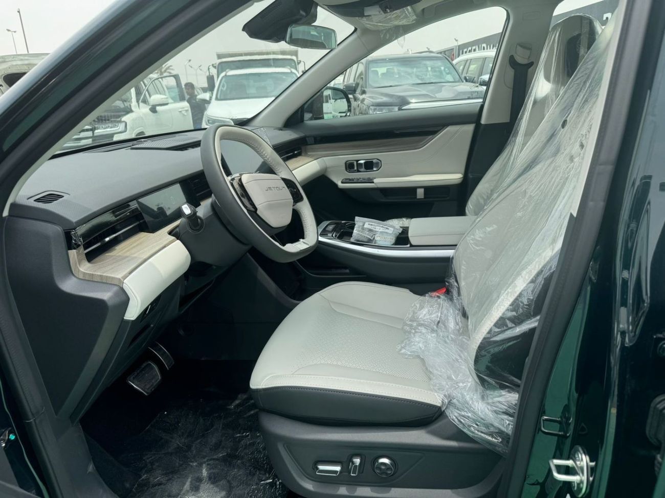 Jetour Dashing 1.6L PETROL LUXURY 2025 GCC