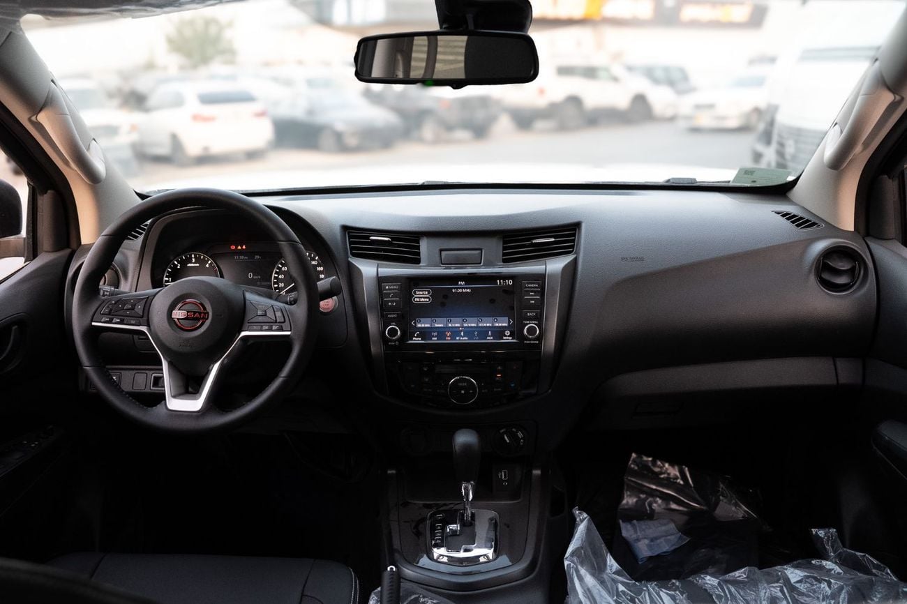 Nissan Navara PRO-4X Off-Road | 2.5L Diesel 4WD A/T (Only For Export)