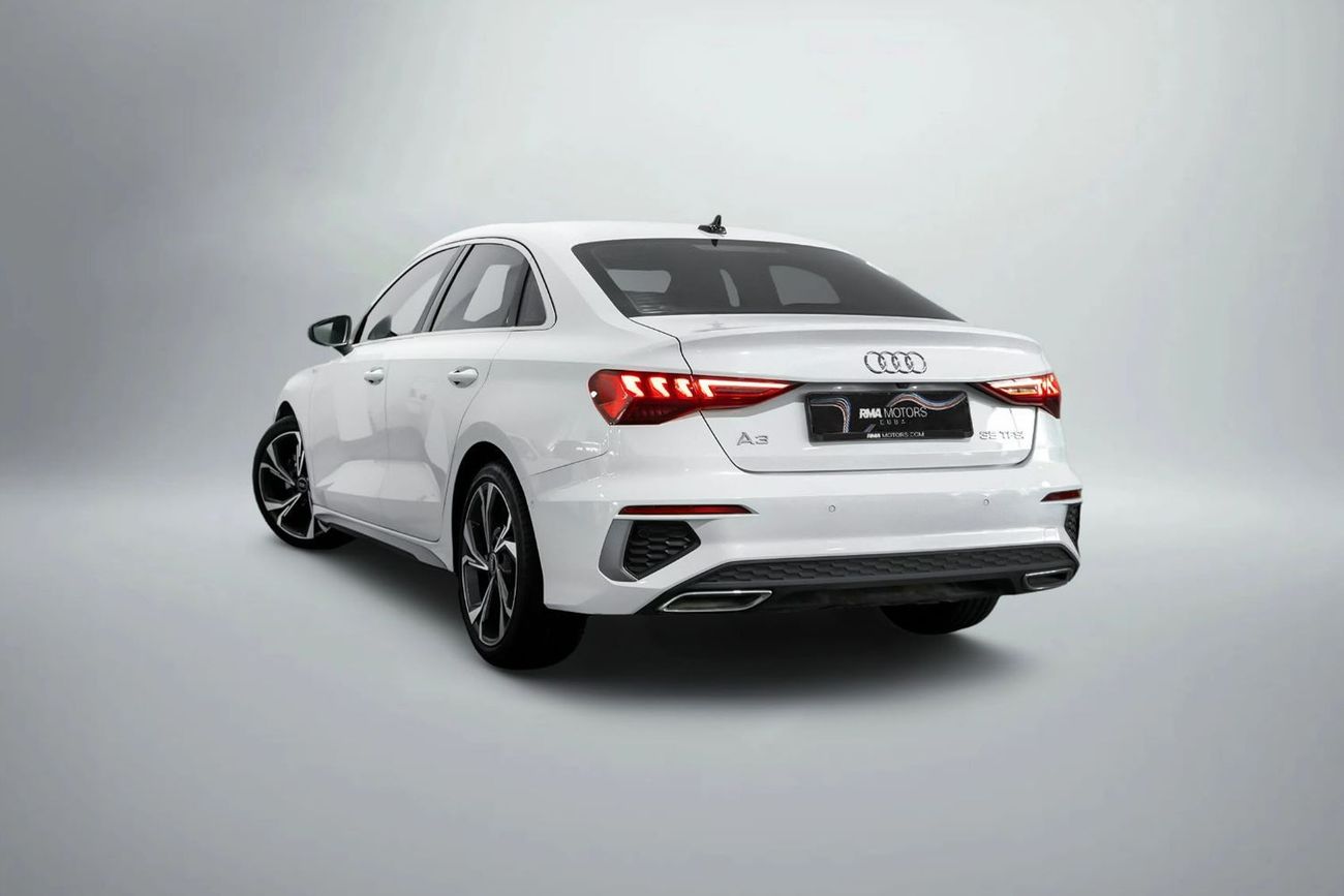 Audi A3 2023 Audi A3 35TFSi S-Line / Full Service History / Audi Warranty & Service Pack