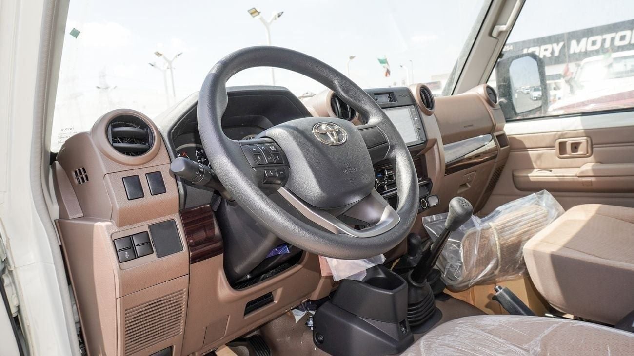 تويوتا لاند كروزر بيك آب TOYOTA LC79 , 2.8L Diesel Double Cabin M/T 2025 MODEL