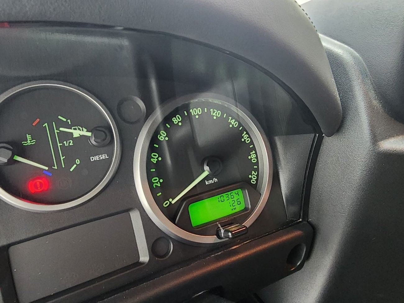 لاند روفر ديفندر