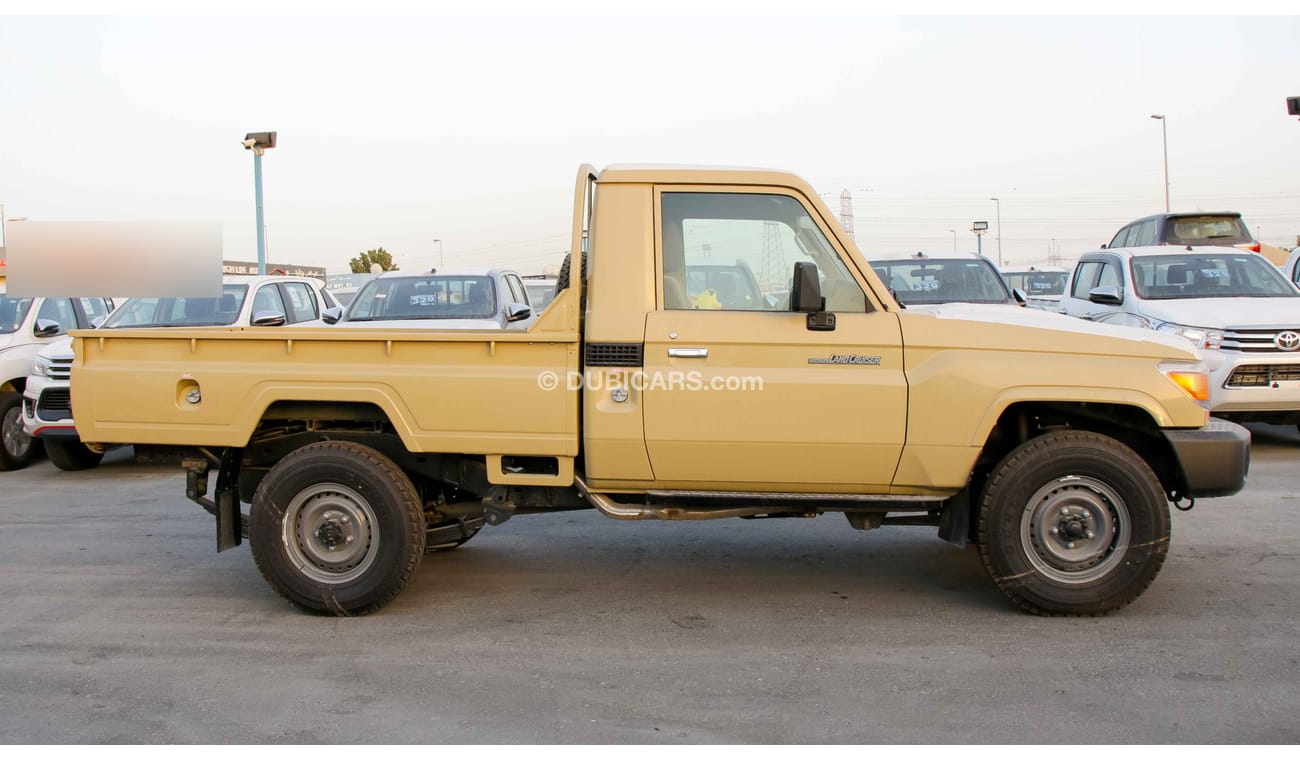 تويوتا لاند كروزر بيك آب 4.2 لتر 6 سلندر Toyota Land Cruiser Pickup