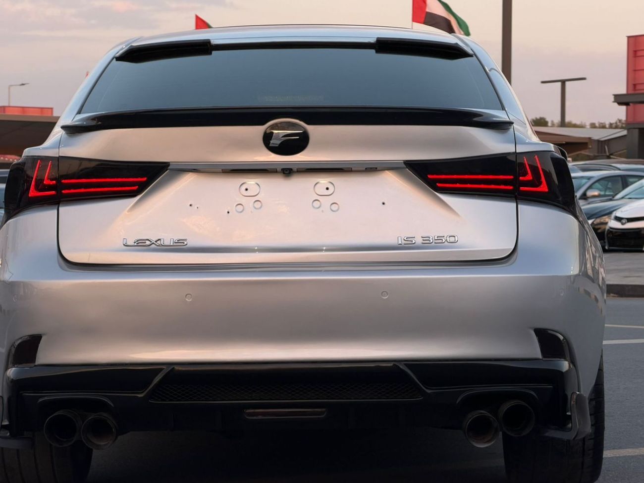 لكزس IS 350 حاله ممتازه من الداخل والخارج