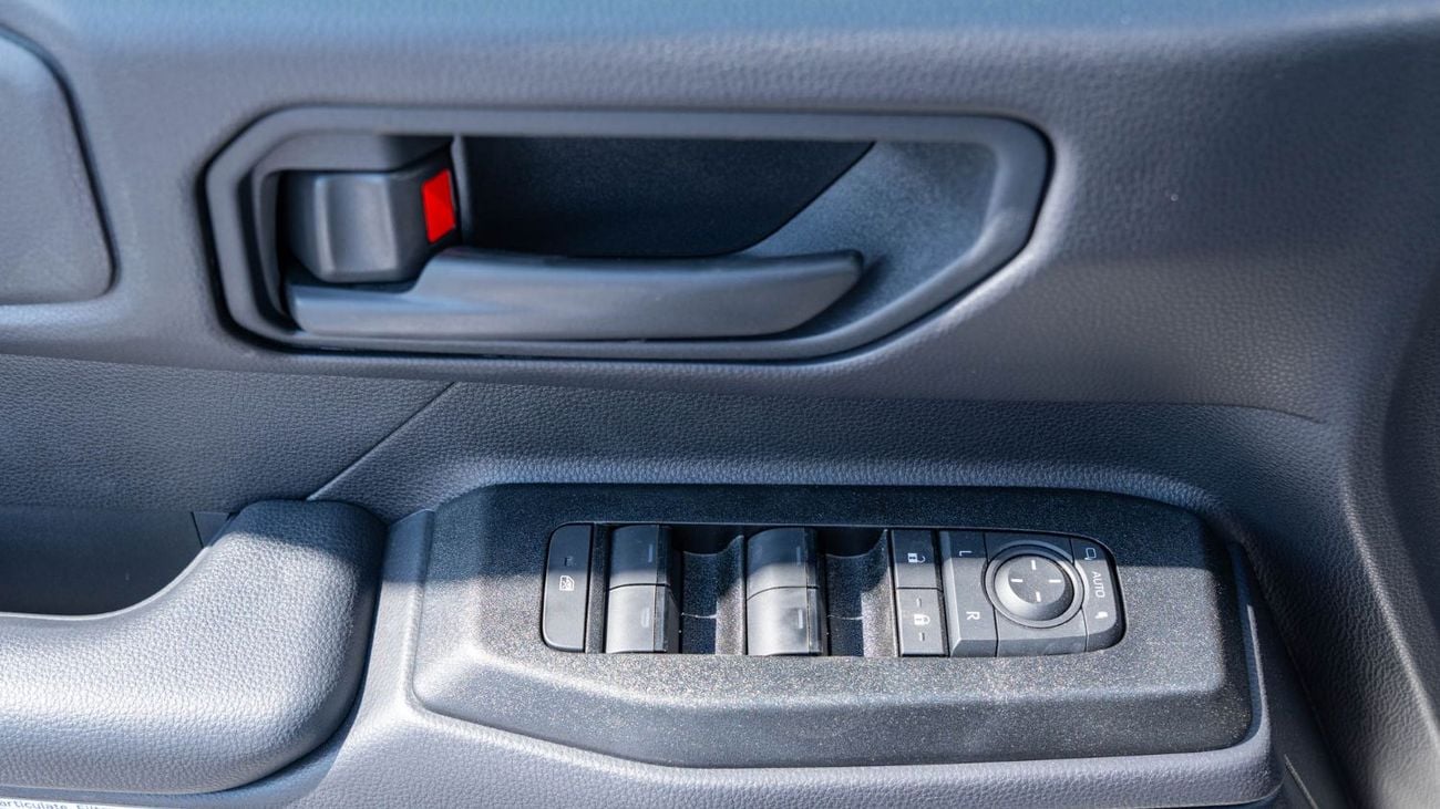 تويوتا برادو 2026 Toyota Prado 2.8L AT Diesel (White) Basic