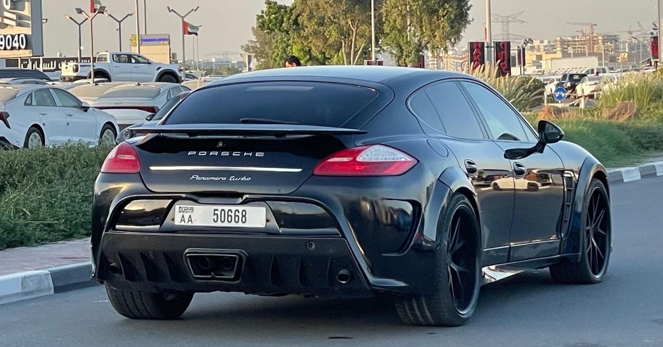 Porsche Panamera TURBO