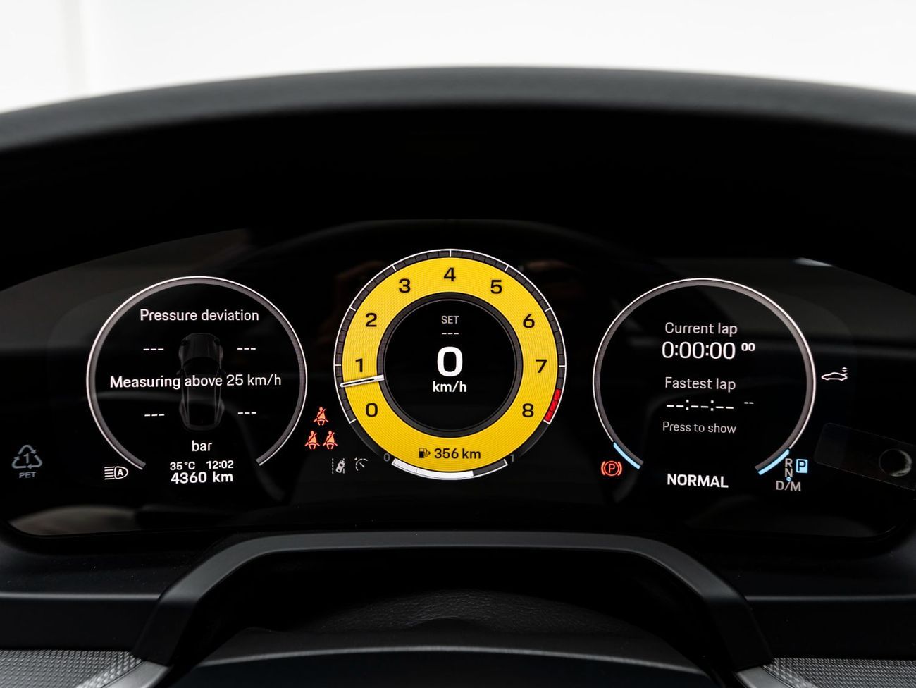 Porsche 911 Carrera 3.0L (444 HP) Coupe 2025 Porsche 911 Carrera, 2027 Porsche Warranty, Very Low KMs, GCC