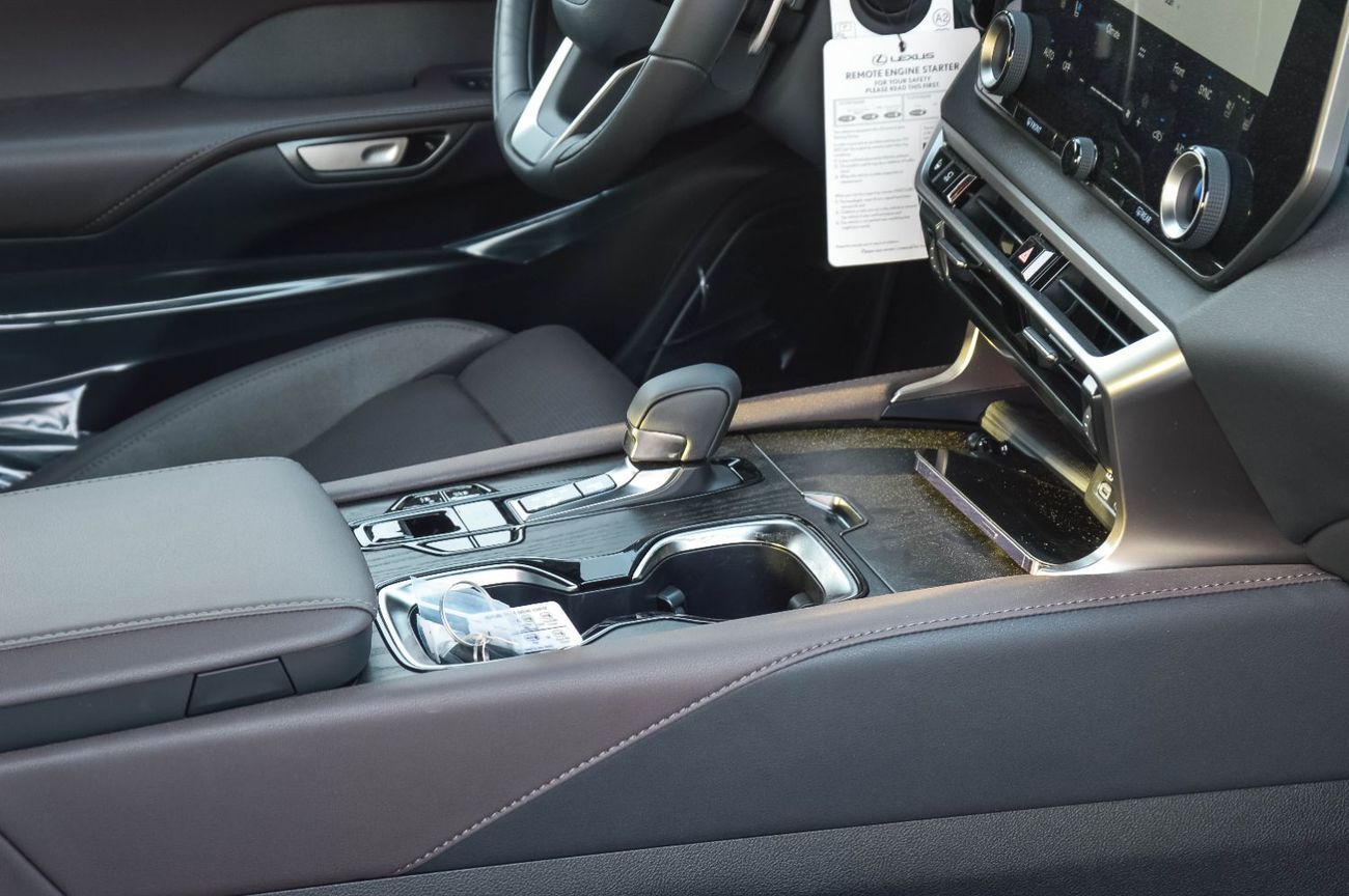 Lexus RX350 LEXUS RX350 2.4L AWD PETROL SUV 2025