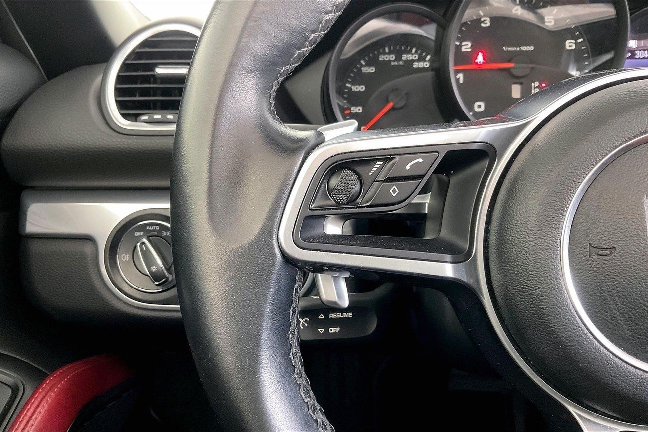 تويوتا يارس E | شامل الضمان | 0 ﺪﻔﻋﺓ ﺃﻮﻟﻯ