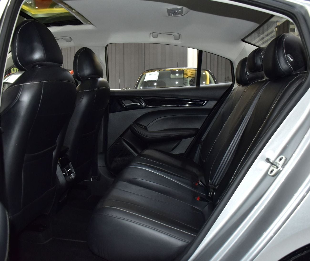 أم جي 5 EXCELLENT DEAL for our MG 5 ( 2025 Model ) in Silver Color GCC Specs