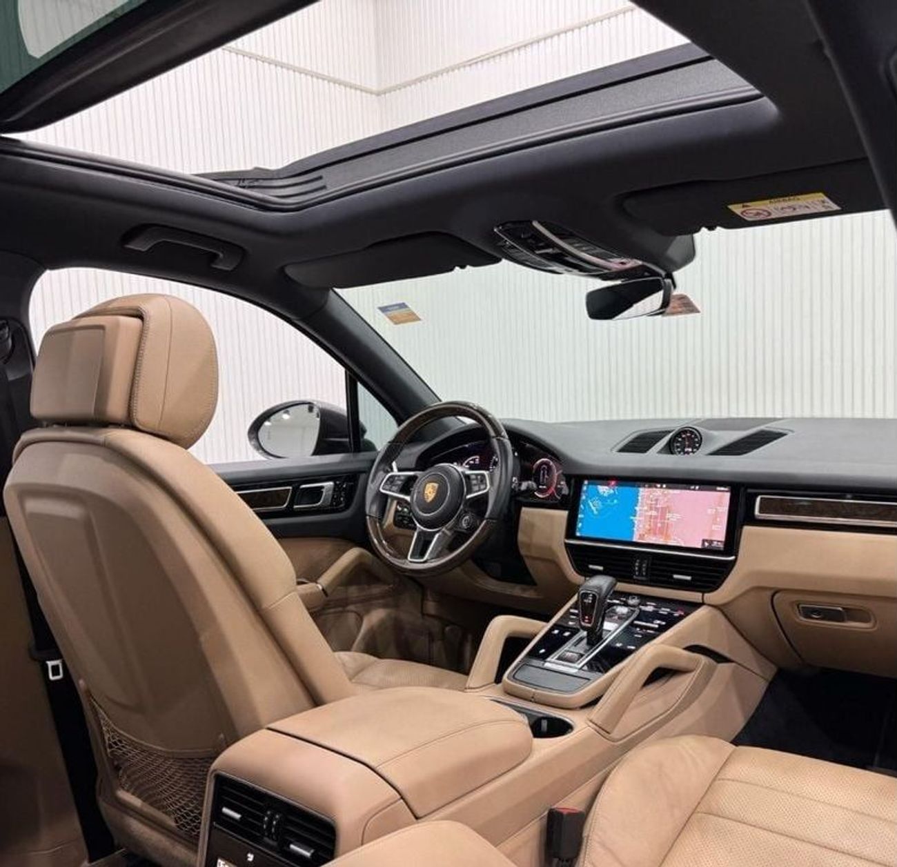 بورش كايان Std 3.0L (340 HP) 2019 Porsche Cayenne, 2025 Porsche Warranty, Sport Chrono Package, GCC
