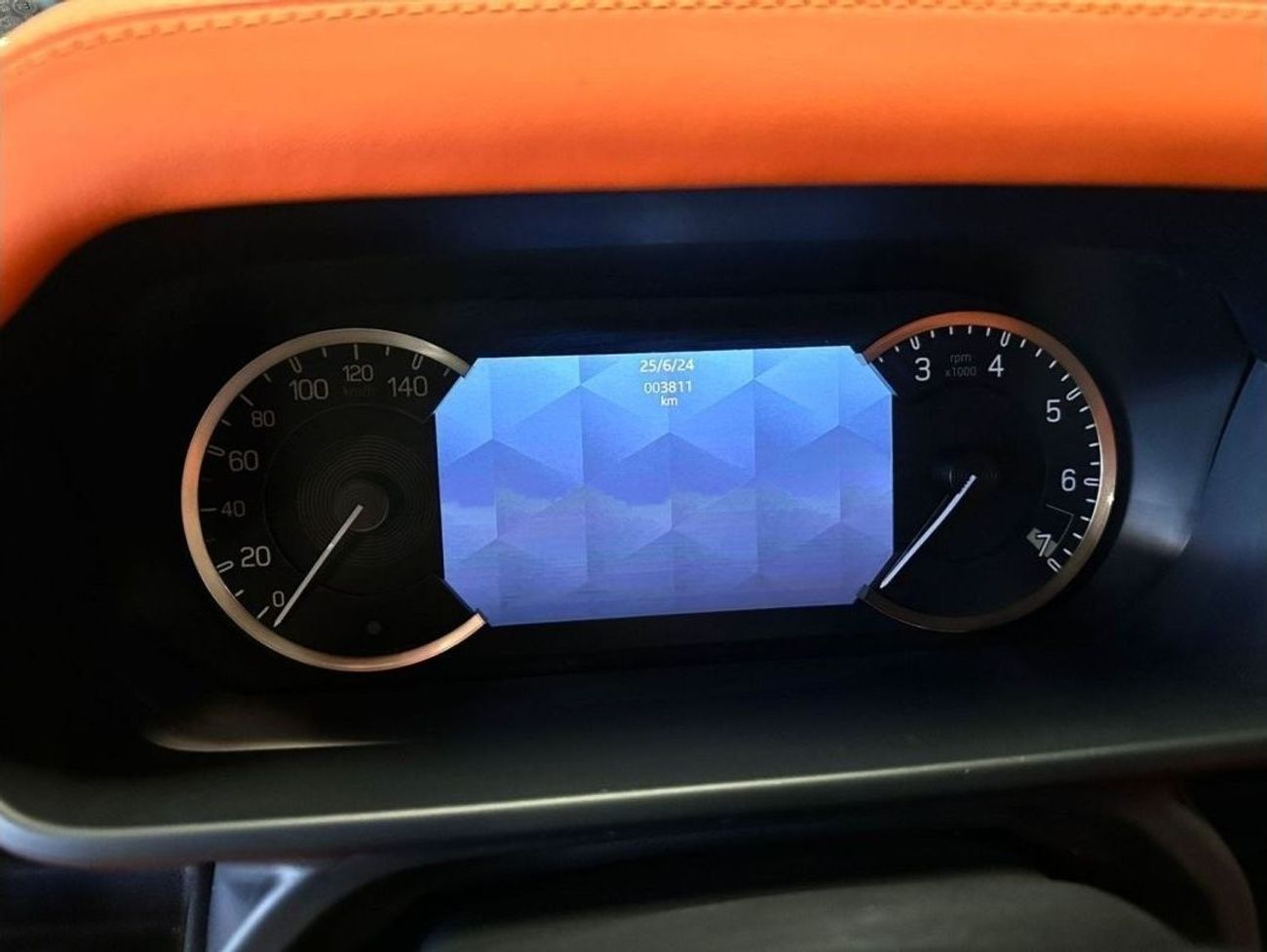 Land Rover Defender VENUUM 2023 DEFENDER 1/99 LIMITED EDITION