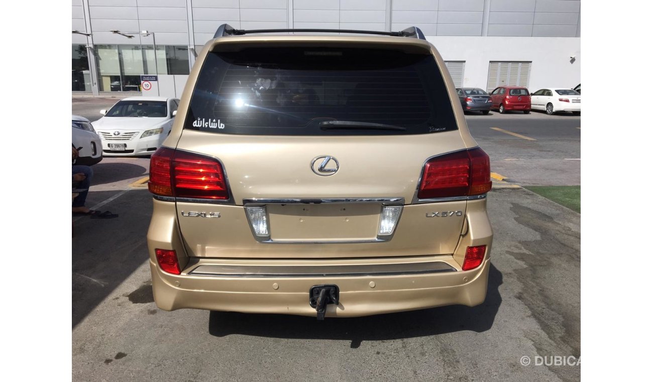 Lexus LX 570 we offer : * Car finance services on banks * Extended warranty * Registration / export services