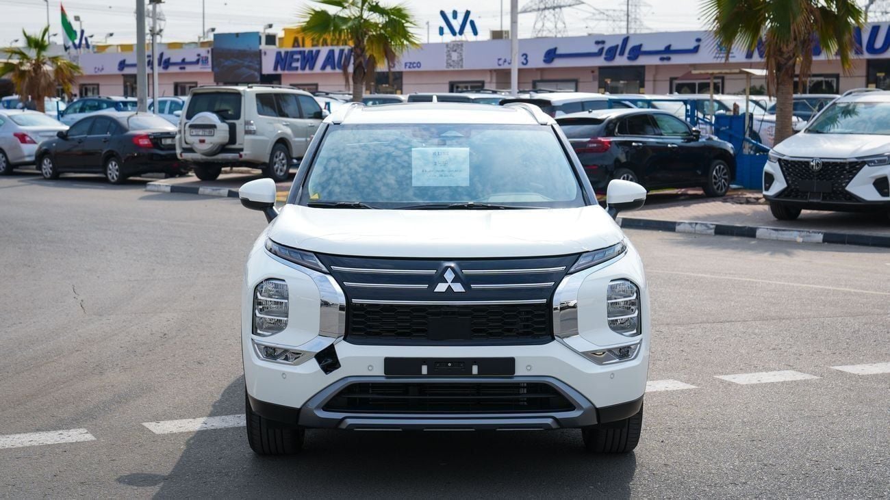 ميتسوبيشي آوتلاندر HIGHLINE ميتسوبيشي أوتلاندر 2026 – (G05) 2.5 لتر | SUV بسبعة مقاعد | مواصفات الخليج |