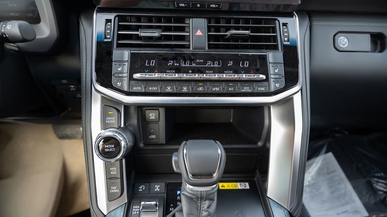 تويوتا لاند كروزر Toyota LC GR-Sport 3.5L HI 2026