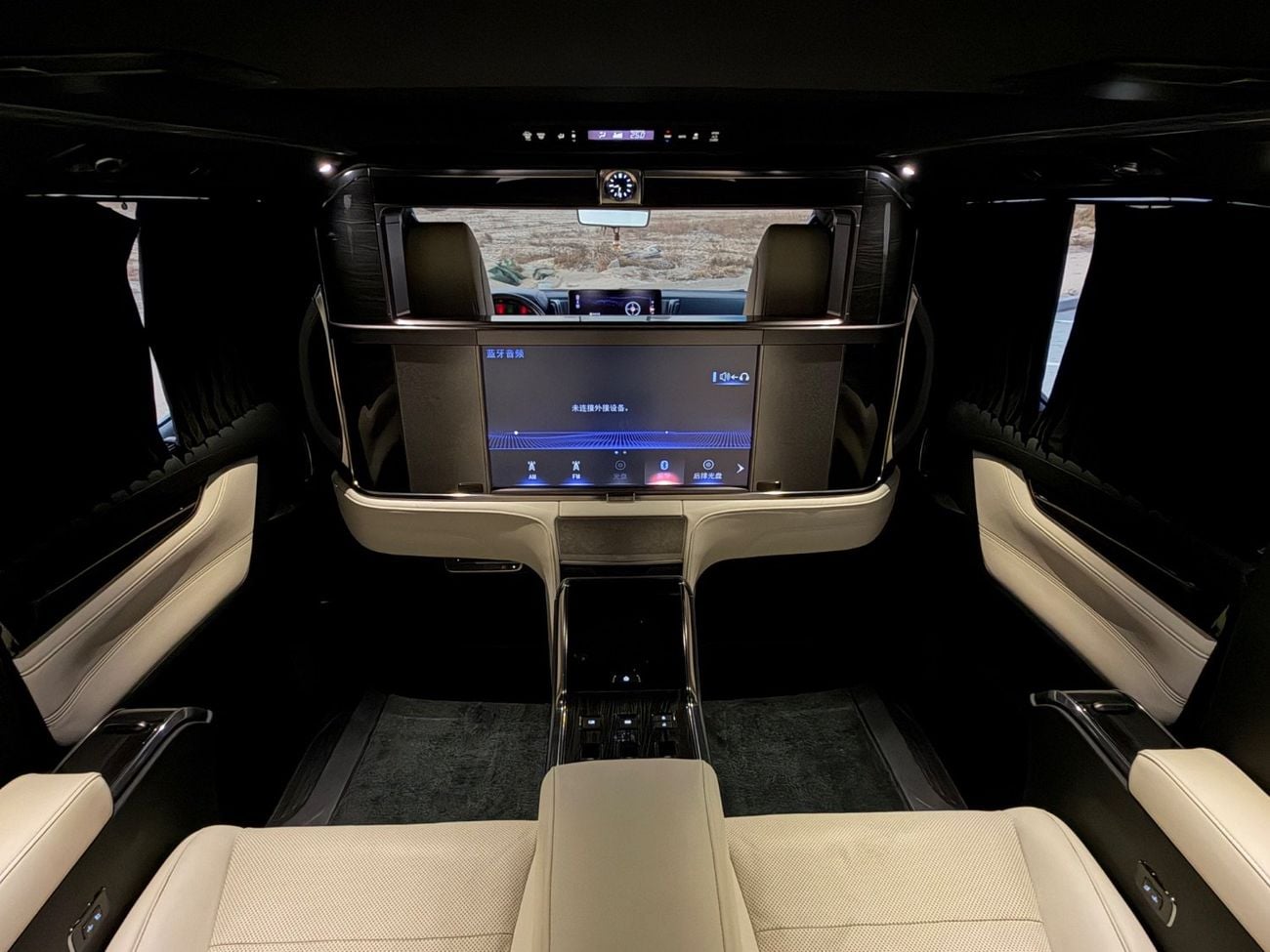 Lexus LM 300H STANDARD Lexus LM 300 2020 | 4-Seater VIP Luxury   Price: AED 259,000  Japanese Specifications  Mileage: 120,
