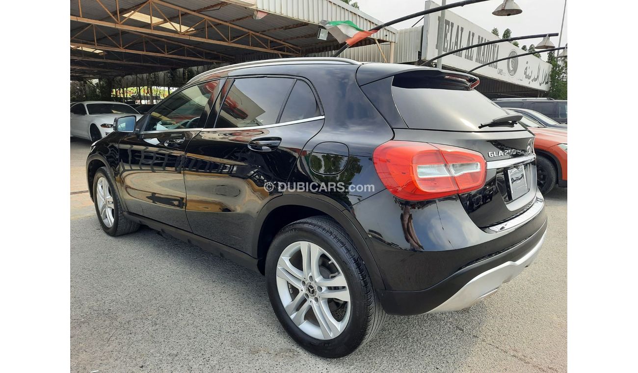 Mercedes-Benz GLA 250 Std Mercedes gla250 2020