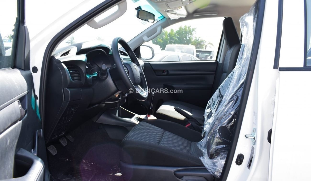 تويوتا هيلوكس 2.4 Diesel