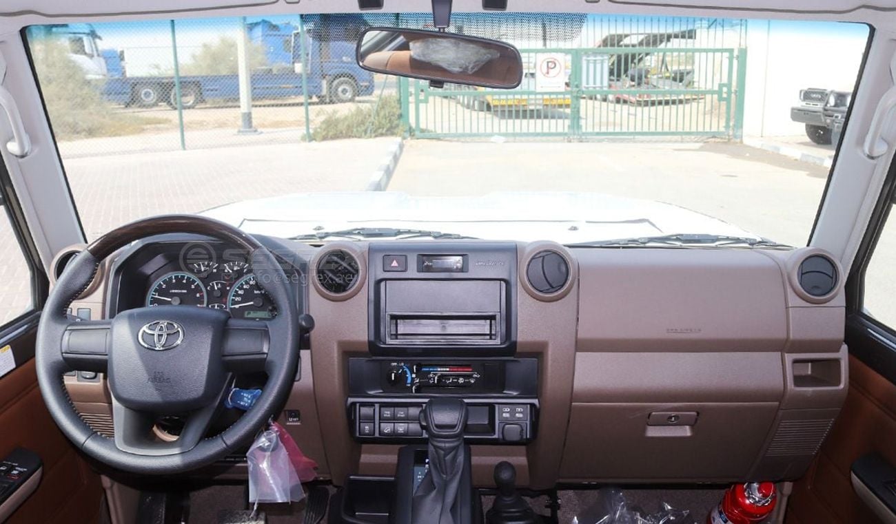تويوتا لاند كروزر 70 | 4.0 Petrol | Automatic | 2026 | Export only