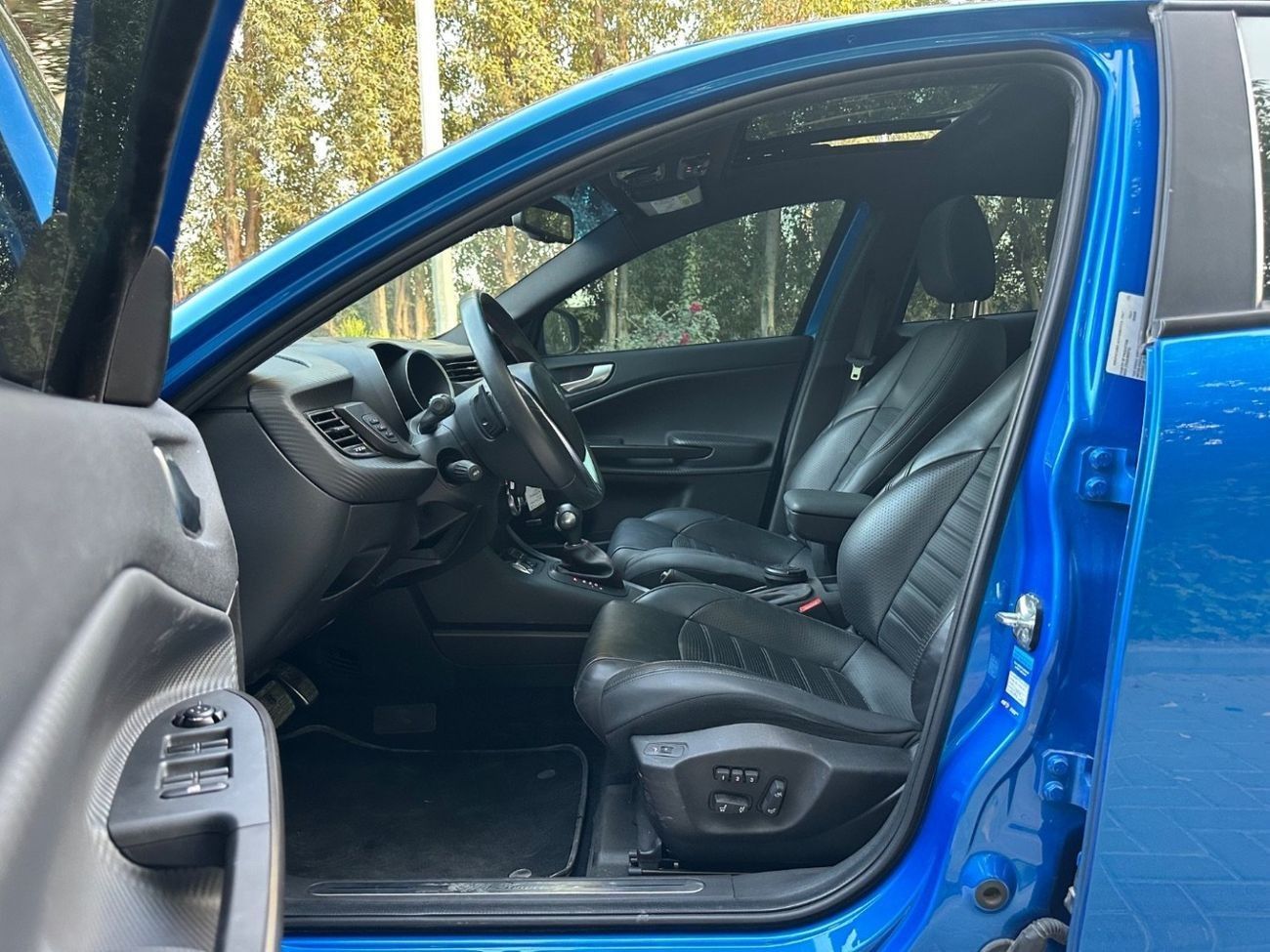 Alfa Romeo Giulietta Veloce 2021 – GCC Specs – 1.75L 4-Cylinder 241 HP – Perfect Condition