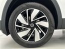 Volkswagen Teramont R-Line 3.6L R-Line 2L (Ref#40231) / 30,100 AED SAVINGS from New Car